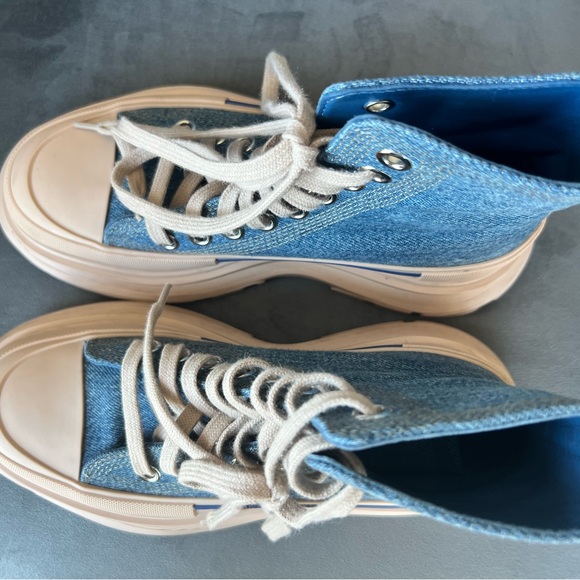 Alexander McQueen Women's Tread Slick Denim Platform Booties - Picture 9 of 13